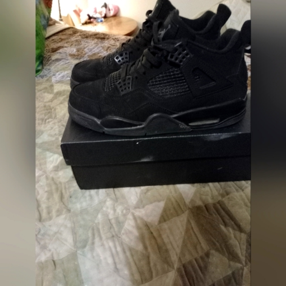 Nike Air Jordan 4 Retro Black Cat 2020